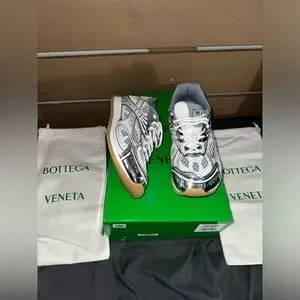 BottegaVeneta オフホワイト Bottega Veneta - White Woven Leather Double Flap Crossbody Bag